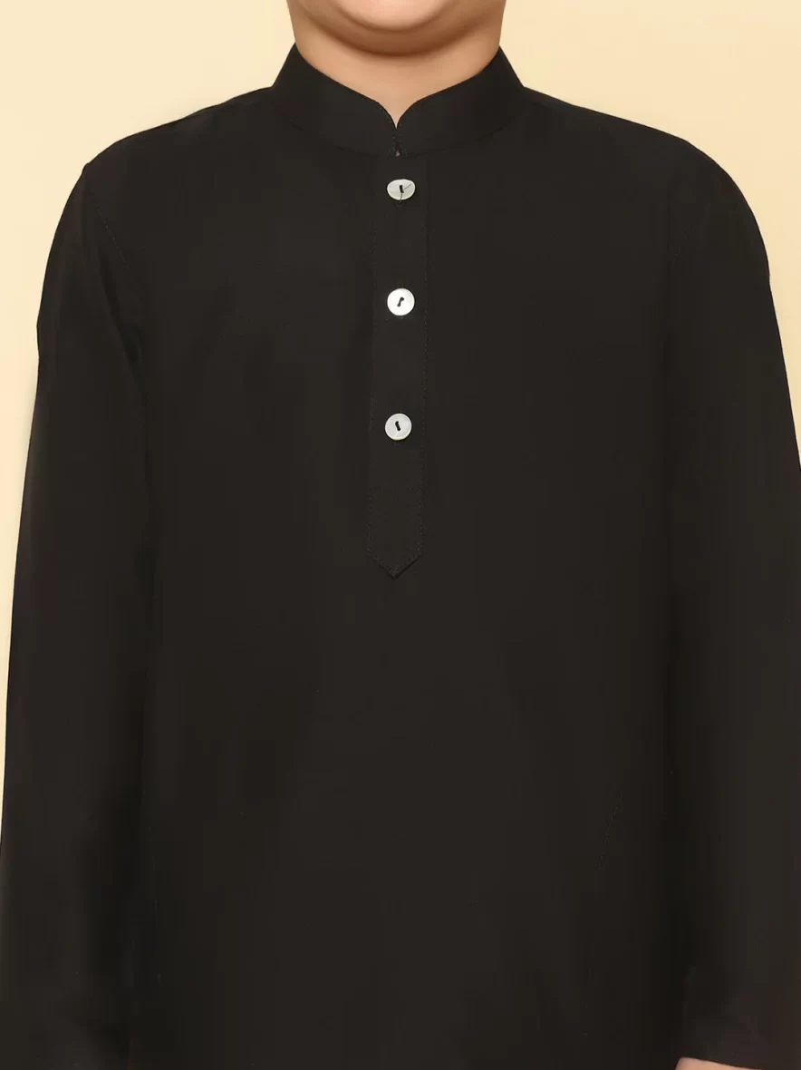 Black Kurta Pyjama-4